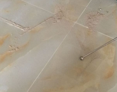 漯河瓷砖空鼓维修公司分享粘合剂选择不当在瓷砖铺贴过程中可能导致以下问题